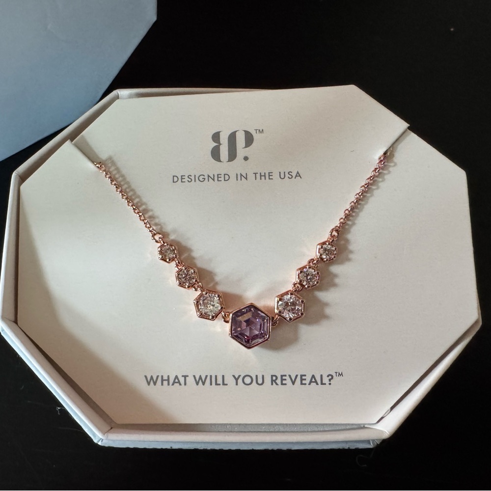 BP Feeling Glam Necklace - Picture 6 of 8